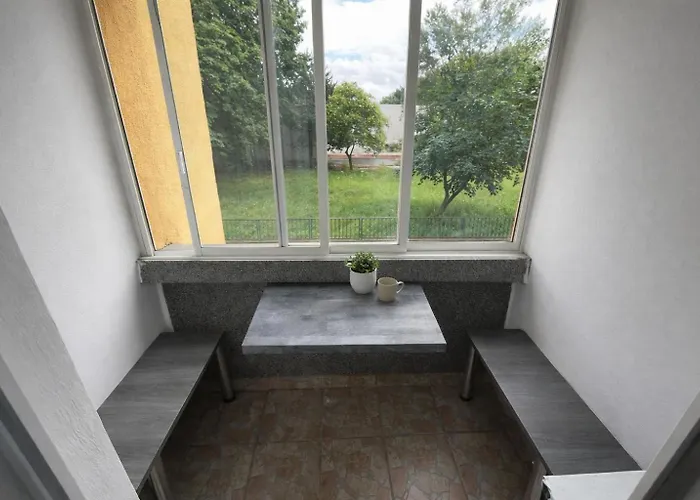 3br Near Center With Parking דירה *